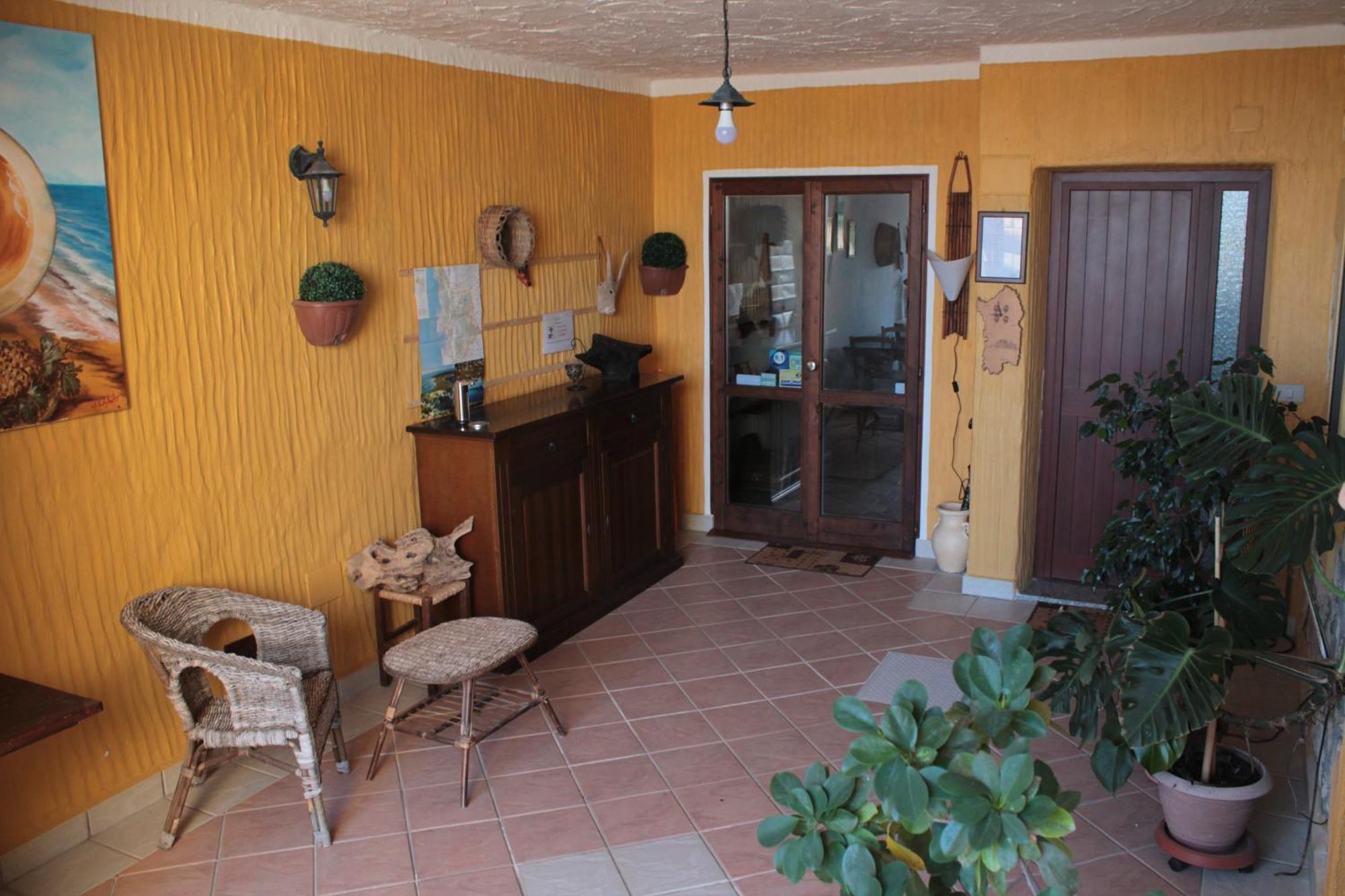 S'Alzolitta Hotel Magomadas Bagian luar foto